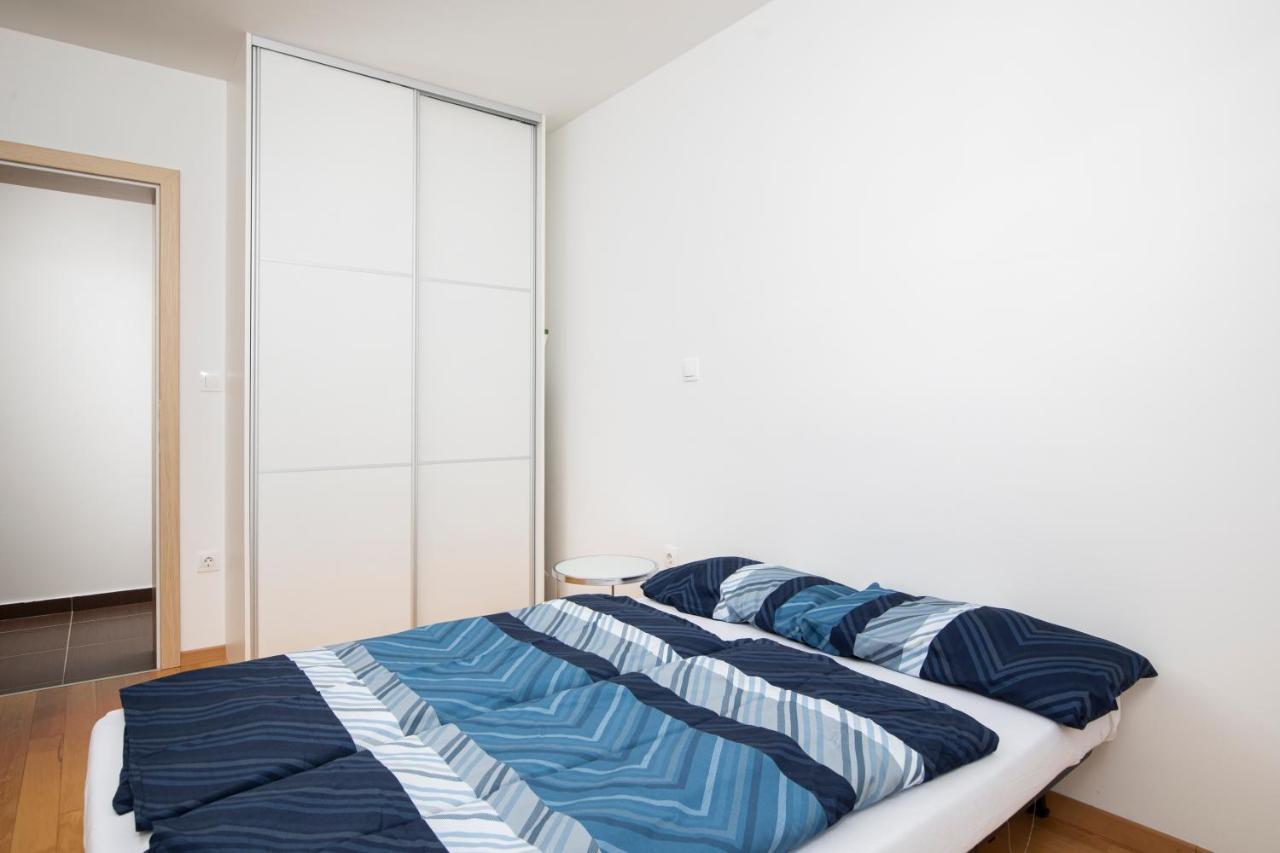 Monte Paradiso Sun Apartment พูลา ภายนอก รูปภาพ
